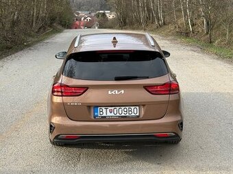 KIA Ceed sw 25tis km 3roky záruka.