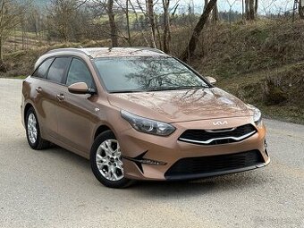 KIA Ceed sw 25tis km 3roky záruka.