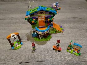 Lego Friends 41335 Mia a její domek na stromě