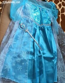 Šaty pro princezny z pohádky Frozen