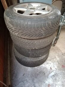 Zimní pneu 195/65 R15 T