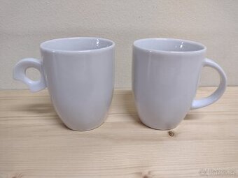 Porcelánový hrnek č.5 bez dekoru, v barvě bílá