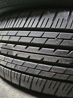 235/60R18 103H  Bridgestone