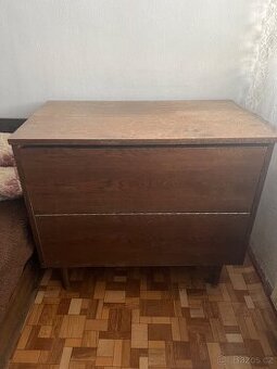 Nabytek, skříň, postel, matrace
