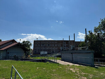Výrobní a skladové prostory Heřmanice nad Labem u Jaroměře