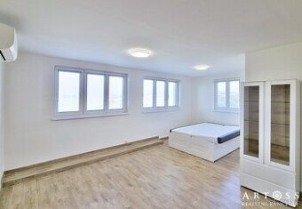 Pronájem bytu 2+kk po rekonstrukci, Brno-Žabovřesky, ul. Eli