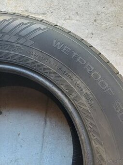 Pneu 265/65 R17
