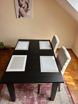 Rozkládací jídelní stůl IKEA