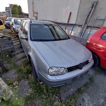 VW Golf 1.6 16V na díly