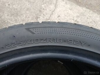 2ks letní pneu 225/40/18