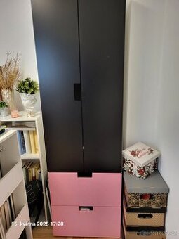 Dívčí skříň IKEA Stuva