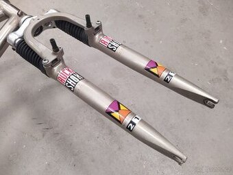 Vidlice 26" RockShox MAG21 1 1/8" závit, 135mm