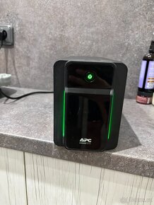 APC Back-UPS BX 750VA (IEC) - 1