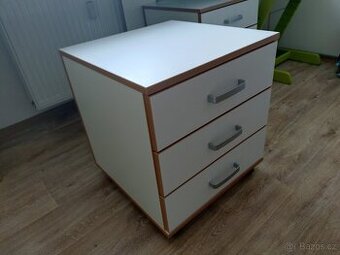 Kontejner - 1