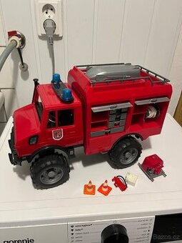 MB unimog hasiči - Bruder 2470