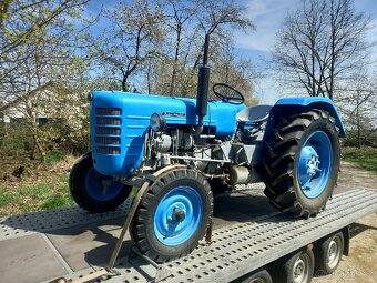 Zetor 3011 cabrio po opravě, 4x nové pneumatiky