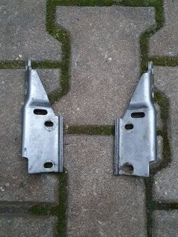 Zaves kapoty VW T4