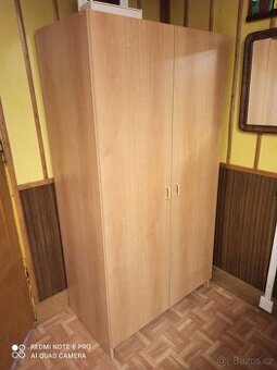 Šatní skříň - 1