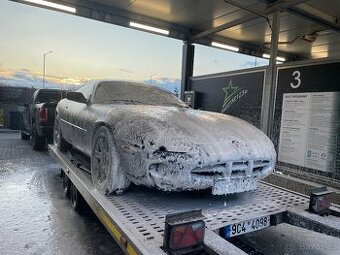 Jaguar xk8 4l v8