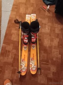 Lyže Dynastar 95cm + Lyžáky Nordica 255mm,