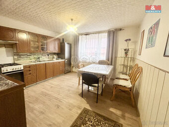 Prodej rodinného domu, 238 m², Chožov - 1