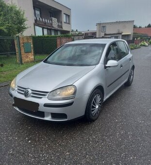 V.w GOLF 1.4 FSI 66kw rok2005 najeto 250000tisic .km