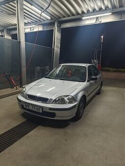 Honda Civic 6g 1.4i Najeto jen 200 TISÍC