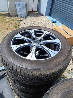 Kola Ssangyong Rexton II 19"