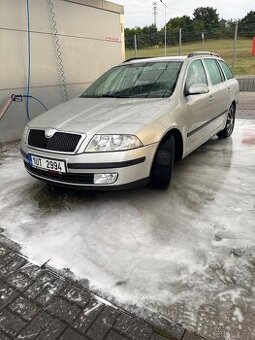 Škoda oktavia 2 fsi 16 benzin