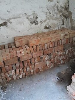 Cihla plná
