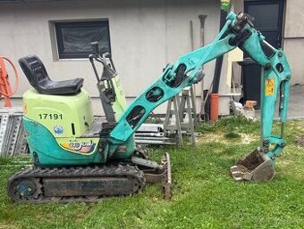 Minibagr Yanmar 09