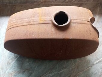 K prodeji nádrž Jawa 350