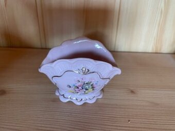 staré porcelánové věci