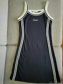 Tmavomodré bavlněné šaty