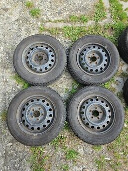 Sada zimnich pneumatik s disky, 195/65 R15, Continental