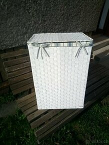Koš na prádlo bílý h. 34, š.44, v.65 nový