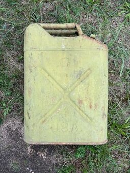 Na prodej kanystr USA