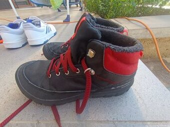 Zimní boty Quechua waterproof vel.36