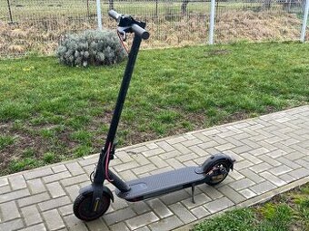 Elektrická koloběžka Xiaomi Mi Pro 2 - 4 roky záruka-TOP