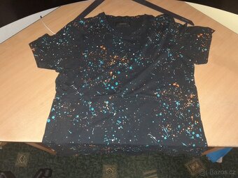 RESERVED TRIKO TRIČKO VELIKOST M IHNED K PRODEJI