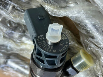 Vstřik vstřiky BMW 2,0d nové nepoužité