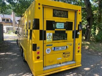 SPECIAL - SKŘÍŇOVÝ AUTOMOBIL-FIAT MAVE