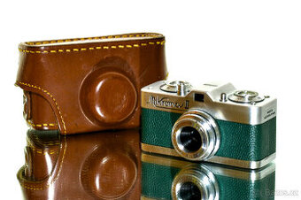 Mikroma II Meopta TOP STAV tmavě zelená FUNKČNÍ