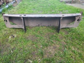 Chladičova stena škoda 120