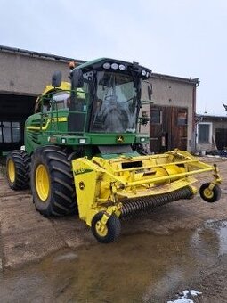 Řezačka John Deere 7280
