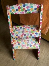 Dětská dřevěná židlička - 1