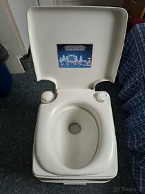 Mobilní chemické wc