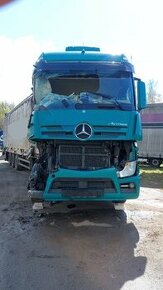 Mercedes Benz Actros 1845 - tahač