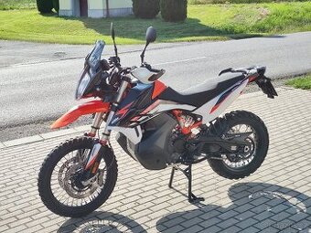 KTM 890 Adventure R
