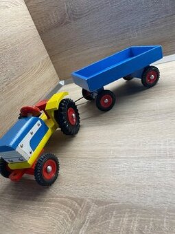 Dřevěný traktor ( Moderno ) 60-70 léta